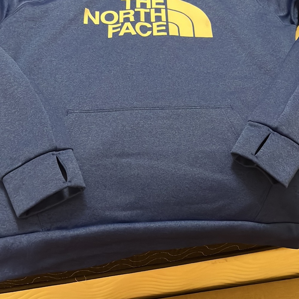 Northface Pullover - image 2